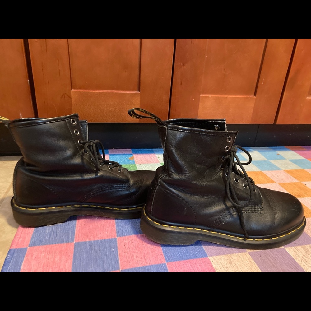 Black Smooth Dr. Marten 1460 Boots